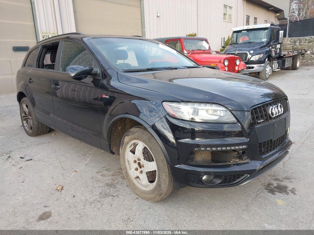 2015 AUDI Q7 WA1DGAFE2FD028416 Photo 0