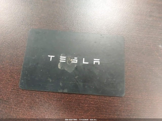 2023 TESLA MODEL Y 7SAYGDEE1PA075506 Photo 10