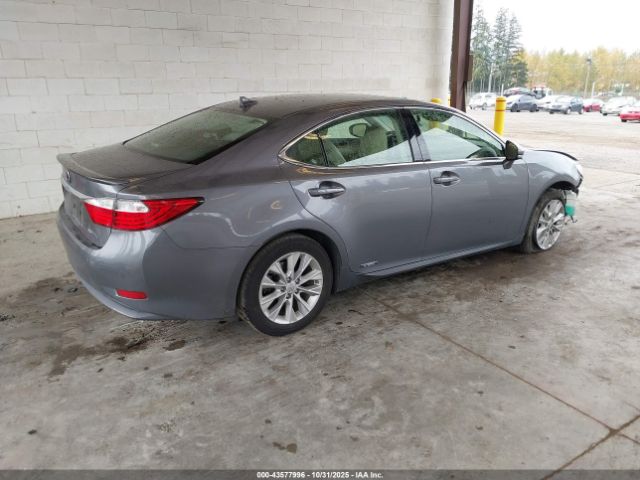 2013 LEXUS ES 300H JTHBW1GG0D2022878 Photo 3