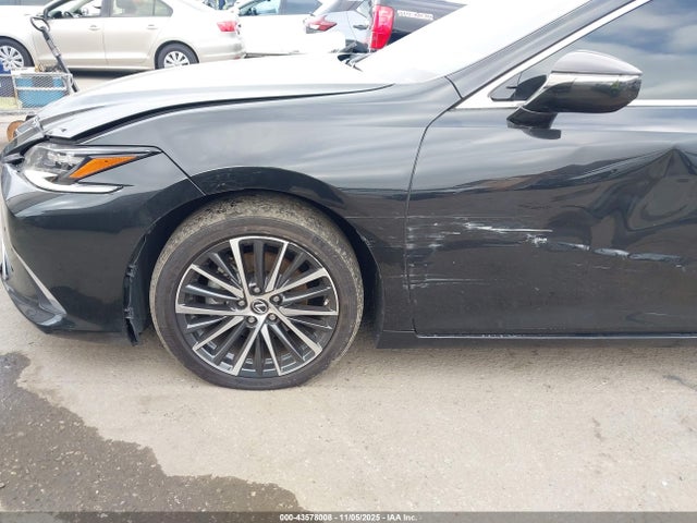 43578008 :رقم المزاد ، 58ADA1C12RU049090 vin ، 2024 Lexus Es 300h مزاد بيع