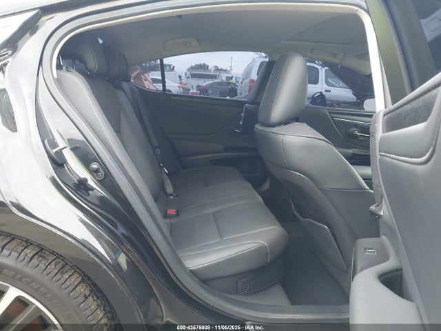 43578008 :رقم المزاد ، 58ADA1C12RU049090 vin ، 2024 Lexus Es 300h مزاد بيع