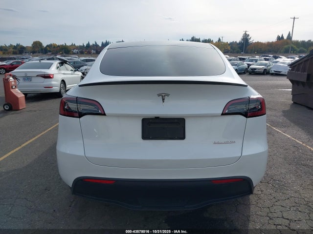 7SAYGDEF5PF947410 Tesla Model Y Performance Dual Motor All-wheel Drive