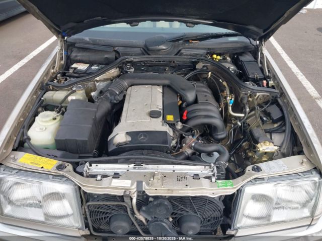 1994 MERCEDES-BENZ E WDBEA32E0RC134983 Photo 9