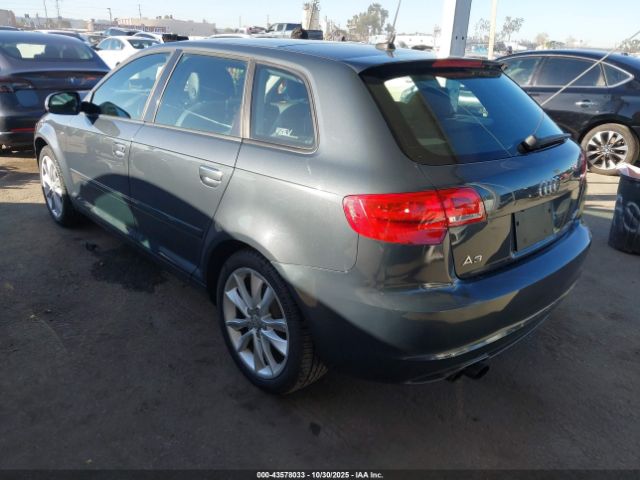 2012 AUDI A3 WAUBEAFM3CA055760 Photo 2