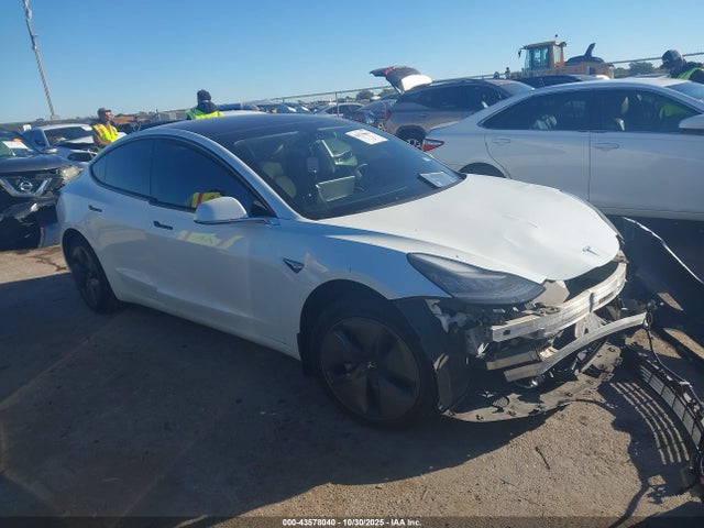 2019 TESLA MODEL 3 5YJ3E1EAXKF430791 Photo 0