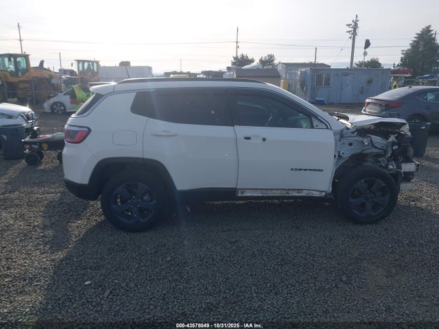 Jeep Compass Latitude 4x4 2018 3C4NJDBB5JT207710 Image 14