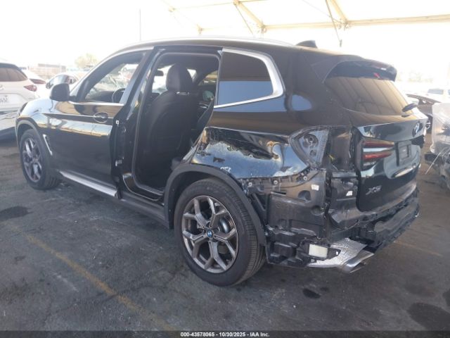 2022 BMW X3 5UX43DP01N9M26206 Photo 2