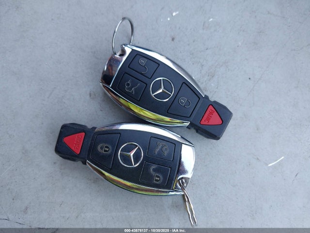 WDCGG5HB1FG439862 Mercedes-Benz GLK 350