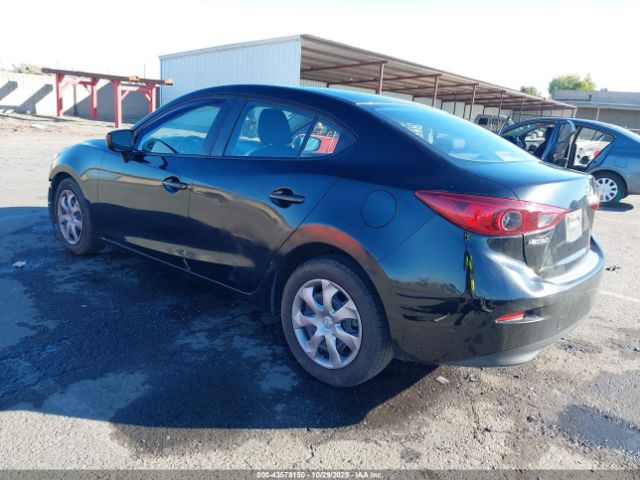 2015 MAZDA MAZDA3 JM1BM1U75F1232879 Photo 2