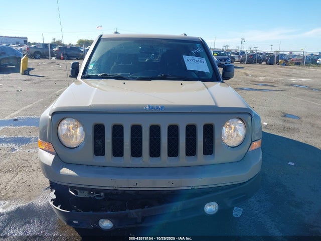 1C4NJRFB3GD804523 Jeep Patriot Latitude