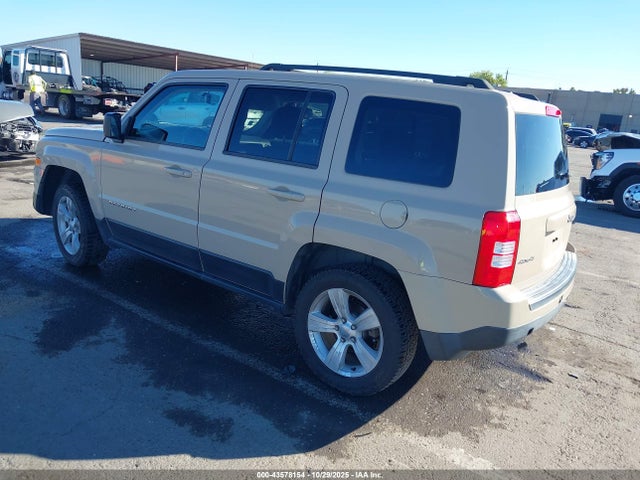 1C4NJRFB3GD804523 Jeep Patriot Latitude
