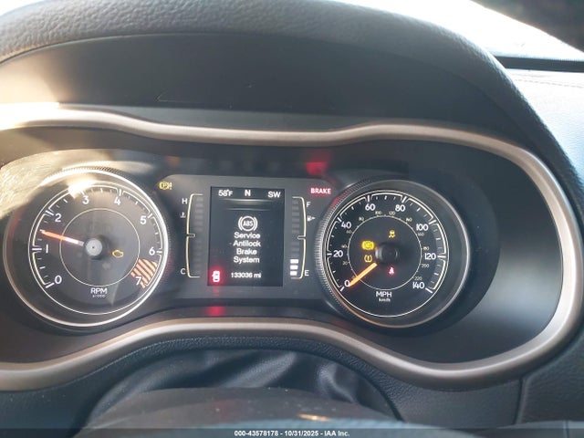1C4PJLAB4FW632695 Jeep Cherokee Sport
