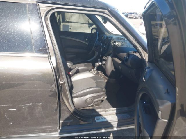 2016 MINI COUNTRYMAN WMWZC3C52GWT08301 Photo 4