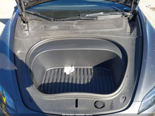 2025 TESLA MODEL 3 5YJ3E1ET6SF966705 Photo 9