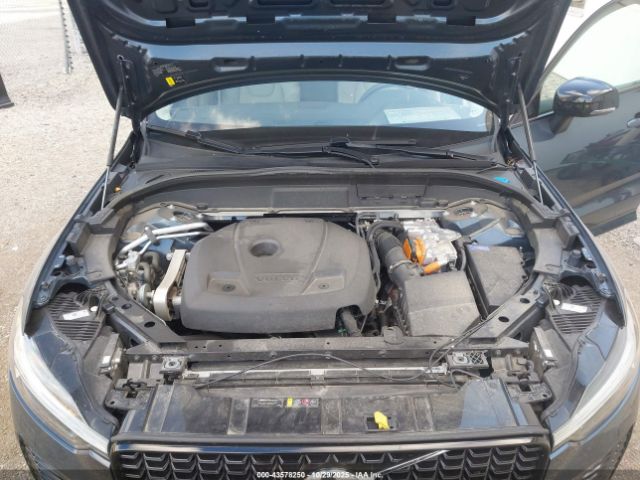 2024 VOLVO XC60 RECHARGE PLUG-IN HYBRID YV4H60DL9R1755089 Photo 9