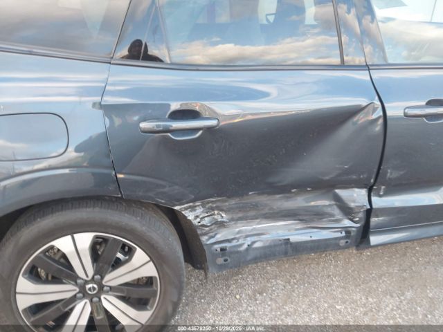 2024 VOLVO XC60 RECHARGE PLUG-IN HYBRID YV4H60DL9R1755089 Photo 5