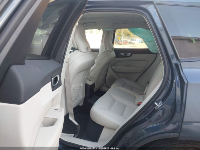 2024 VOLVO XC60 RECHARGE PLUG-IN HYBRID YV4H60DL9R1755089 Photo 7