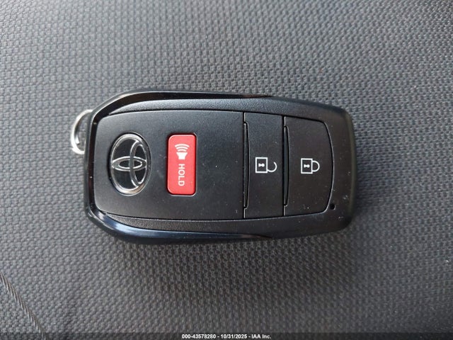 2024 TOYOTA COROLLA CROSS 7MUBAABG5RV102027 Photo 10