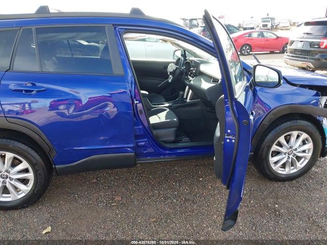 2024 TOYOTA COROLLA CROSS 7MUBAABG5RV102027 Photo 4