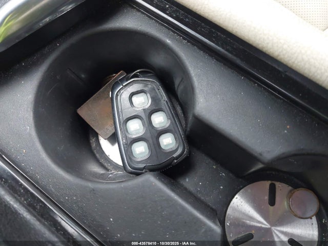 2017 CADILLAC XT5 1GYKNBRS5HZ326176 Photo 10