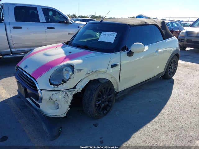 2019 MINI CONVERTIBLE WMWWG5C57K3D01845 Photo 1