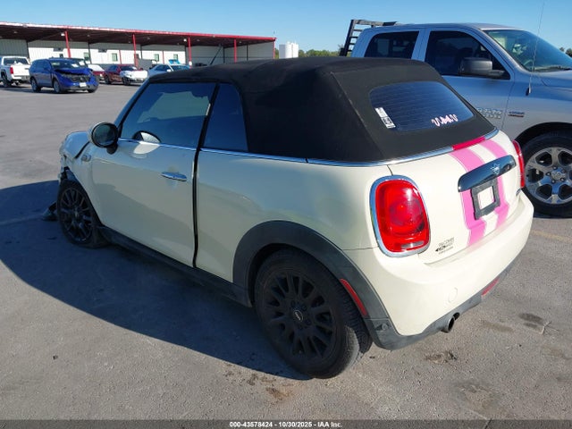 2019 MINI CONVERTIBLE WMWWG5C57K3D01845 Photo 2