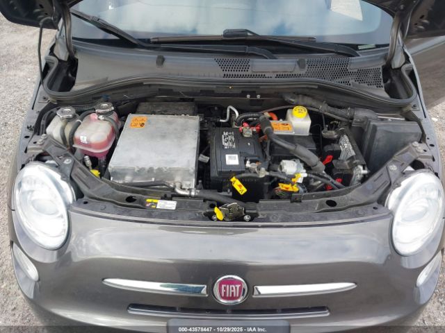 2014 FIAT 500E 3C3CFFGE0ET294675 Photo 9