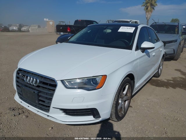 2015 AUDI A3 WAUBFGFF9F1127101 Photo 1