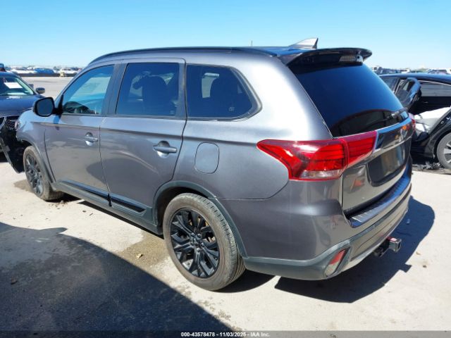 2018 MITSUBISHI OUTLANDER JA4AD3A3XJZ031539 Photo 2