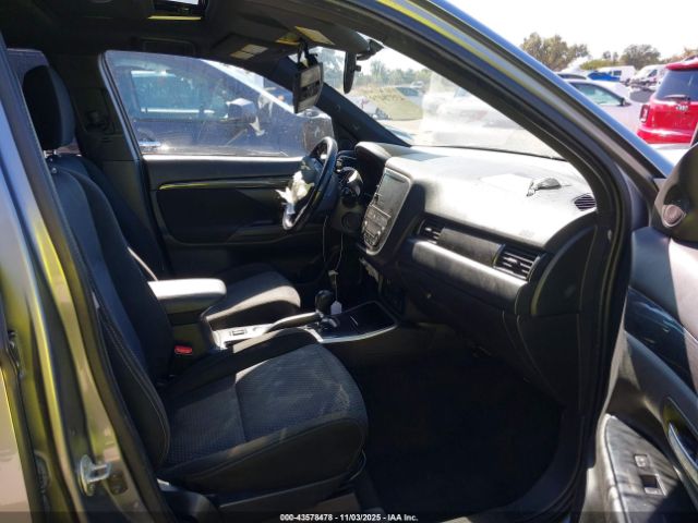 2018 MITSUBISHI OUTLANDER JA4AD3A3XJZ031539 Photo 4