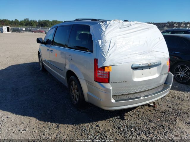 2010 CHRYSLER TOWN & COUNTRY 2A4RR5D15AR337987 Photo 2