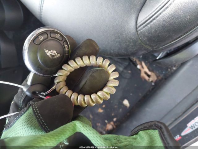 2016 MINI COUNTRYMAN WMWZC5C59GWU03126 Photo 10