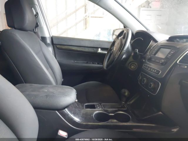 2014 KIA SORENTO 5XYKT4A69EG458745 Photo 4