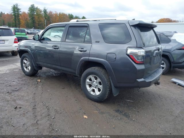 2015 TOYOTA 4RUNNER JTEBU5JR5F5220149 Photo 2