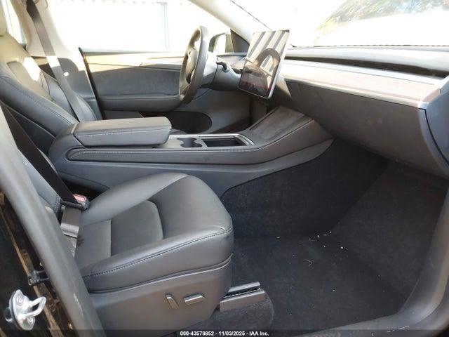 Aukcja sprzedaży 2025 Tesla Model Y Long Range Dual Motor All-wheel Drive, vin: 7SAYGDEE5SF307925, numer aukcji: 43578852
