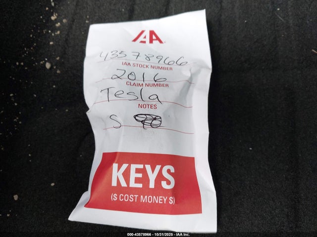 2016 TESLA MODEL S 5YJSA1E20GF139739 Photo 10