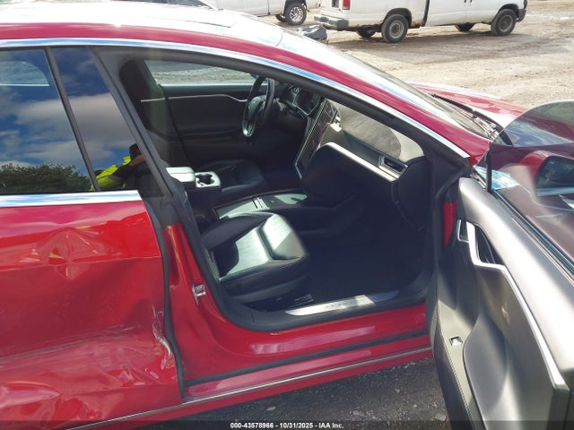 2016 TESLA MODEL S 5YJSA1E20GF139739 Photo 4
