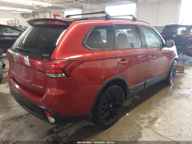 2018 MITSUBISHI OUTLANDER JA4AZ3A31JZ069050 Photo 3