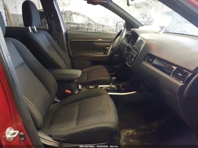 2018 MITSUBISHI OUTLANDER JA4AZ3A31JZ069050 Photo 4