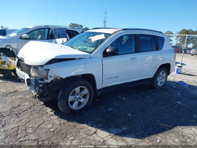 Продаж на аукціоні авто 2016 Jeep Compass Sport, vin: 1C4NJCBAXGD715736, номер лоту: 43579030