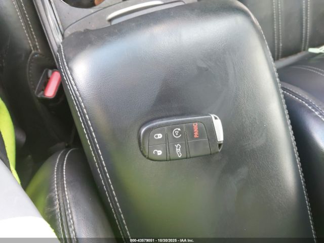 2022 CHRYSLER 300 2C3CCABG8NH130829 Photo 10