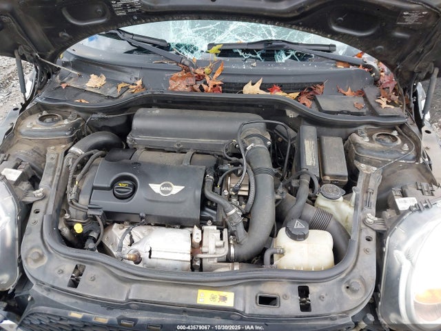 2011 MINI COOPER S WMWSV3C57BTY15247 Photo 9