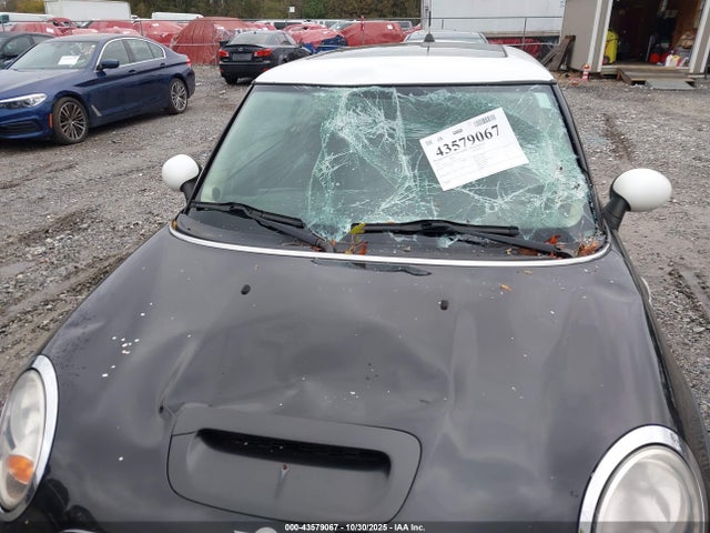 2011 MINI COOPER S WMWSV3C57BTY15247 Photo 5