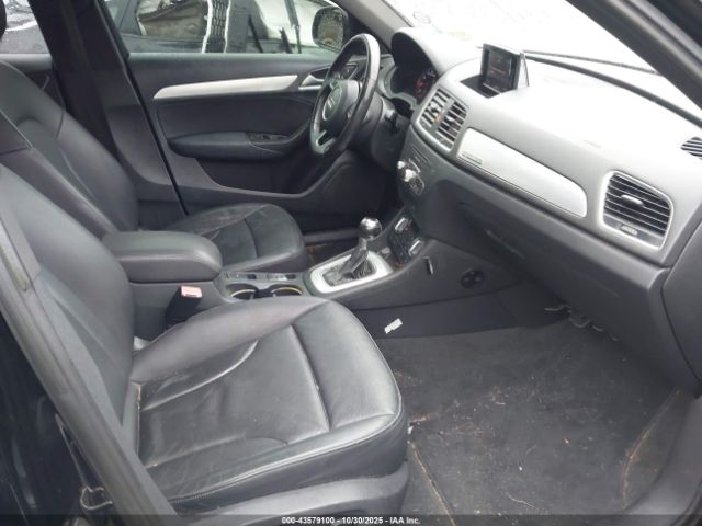 2015 AUDI Q3 WA1EFCFS1FR011232 Photo 4