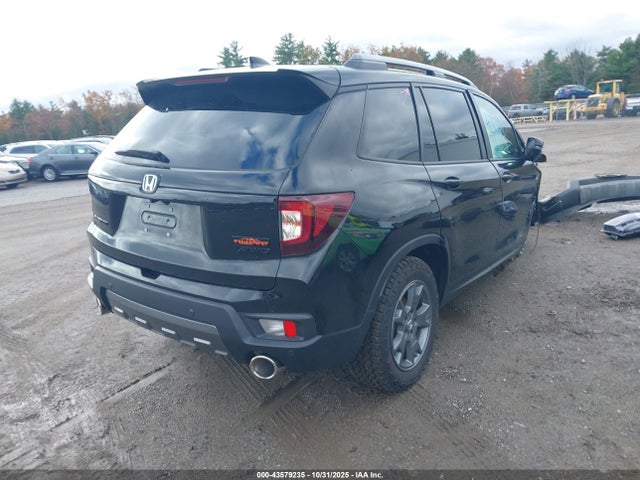 5FNYF8H6XSB011438 Honda Passport Awd Trailsport