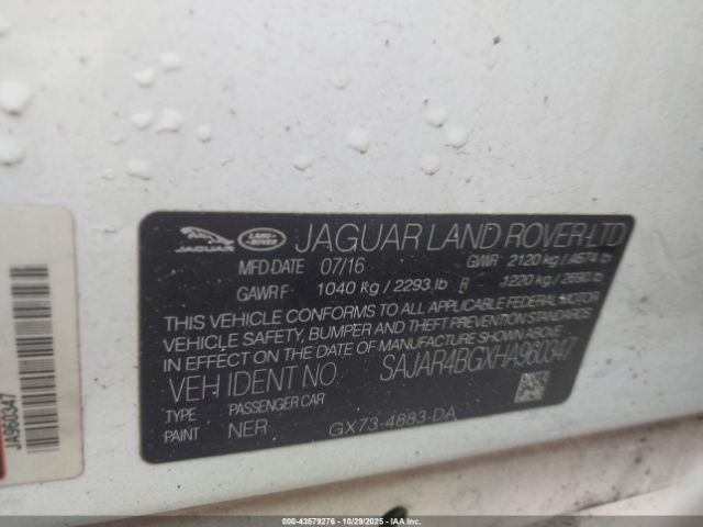 2017 JAGUAR XE SAJAR4BGXHA960347 Photo 8