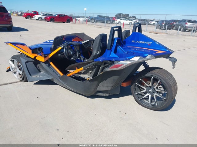 Polaris Slingshot R/le 2021 57XAARHB4M8147061 Image 3