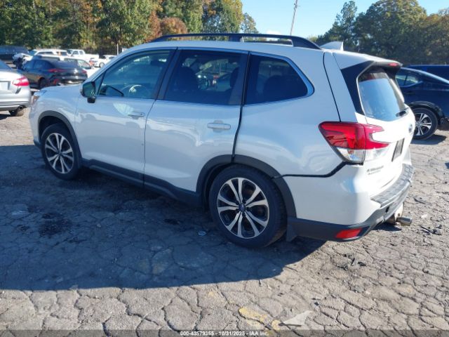 2019 SUBARU FORESTER JF2SKASC2KH582978 Photo 2