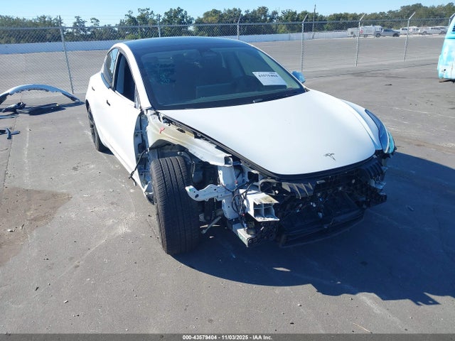 2023 TESLA MODEL 3 5YJ3E1EC8PF476256 Photo 0