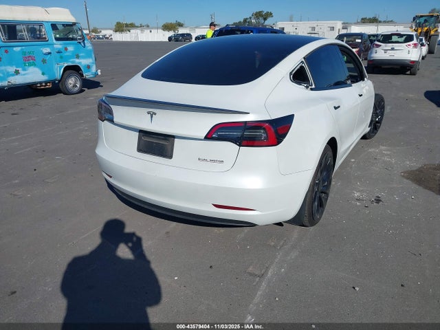 2023 TESLA MODEL 3 5YJ3E1EC8PF476256 Photo 3